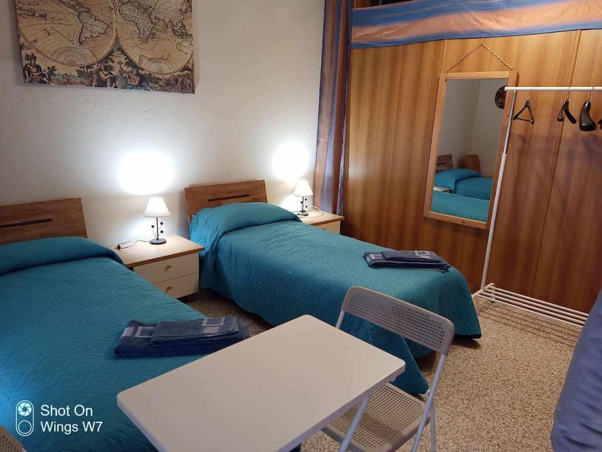 Bed and Breakfast BeB Infamiglia Cascinette Esterno foto